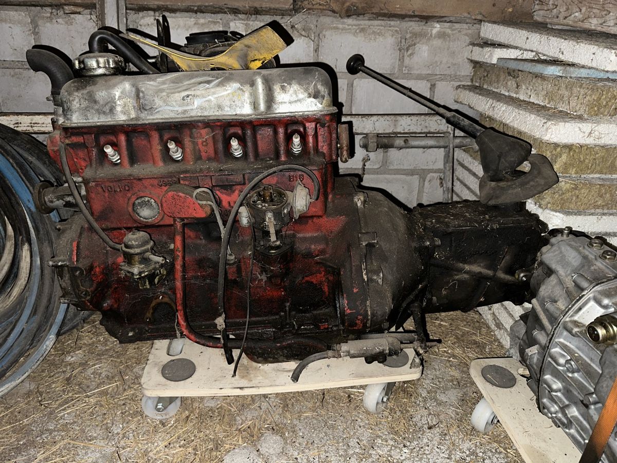 Volvo Motoren: Volvo 121 Amazon? Motor und Getriebe, Scheunenfund, Oldtimer – Defekt aus Bubikon von Simbeli 1