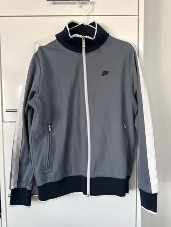 Nike Trainingsjacke, grau/weiss, Grösse M - Top Zustand!