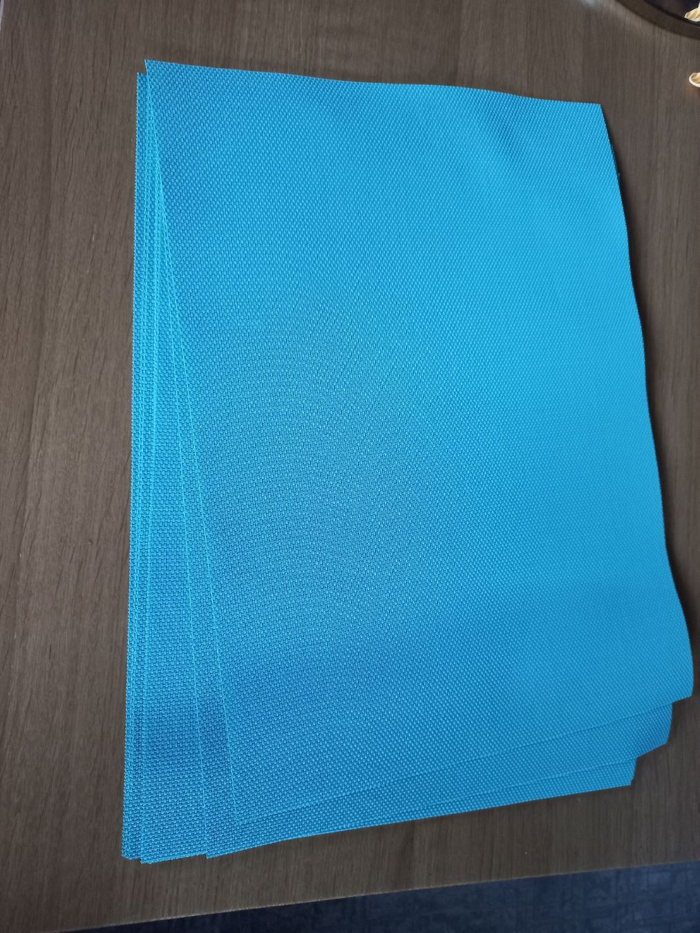 Set di tavolo e panche: Tischsets Türkis, 8 Stk. – Usato da Maseltrangen venduto da pehatra 1
