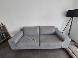 Sofa grau-blau, 2.1m x 0.9m gratis abzugeben