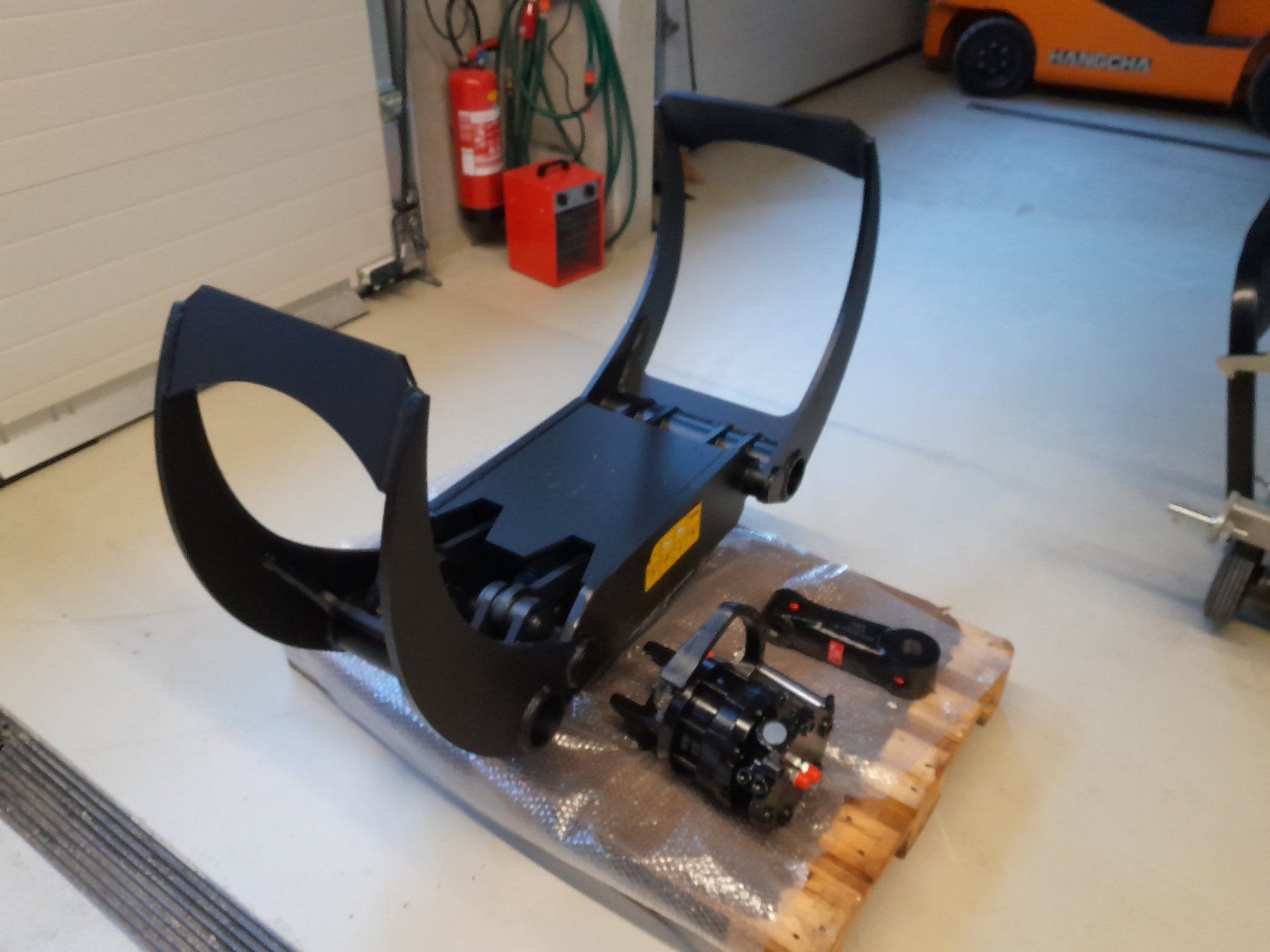 Pinze: Holzgreifer Agriforest GMR 1500 – Nuovo (secondo la descrizione) da Haslen AI venduto da Wildtech 1
