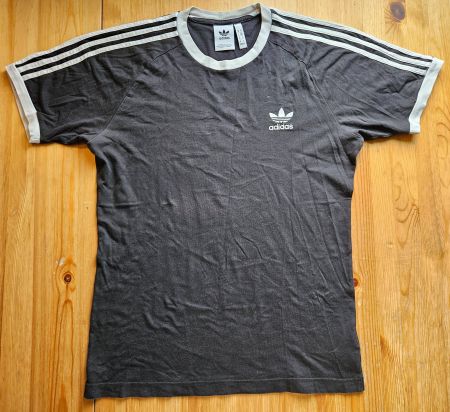 T-Shirt adidas schwarz Grösse M Shirt retro/vintage look