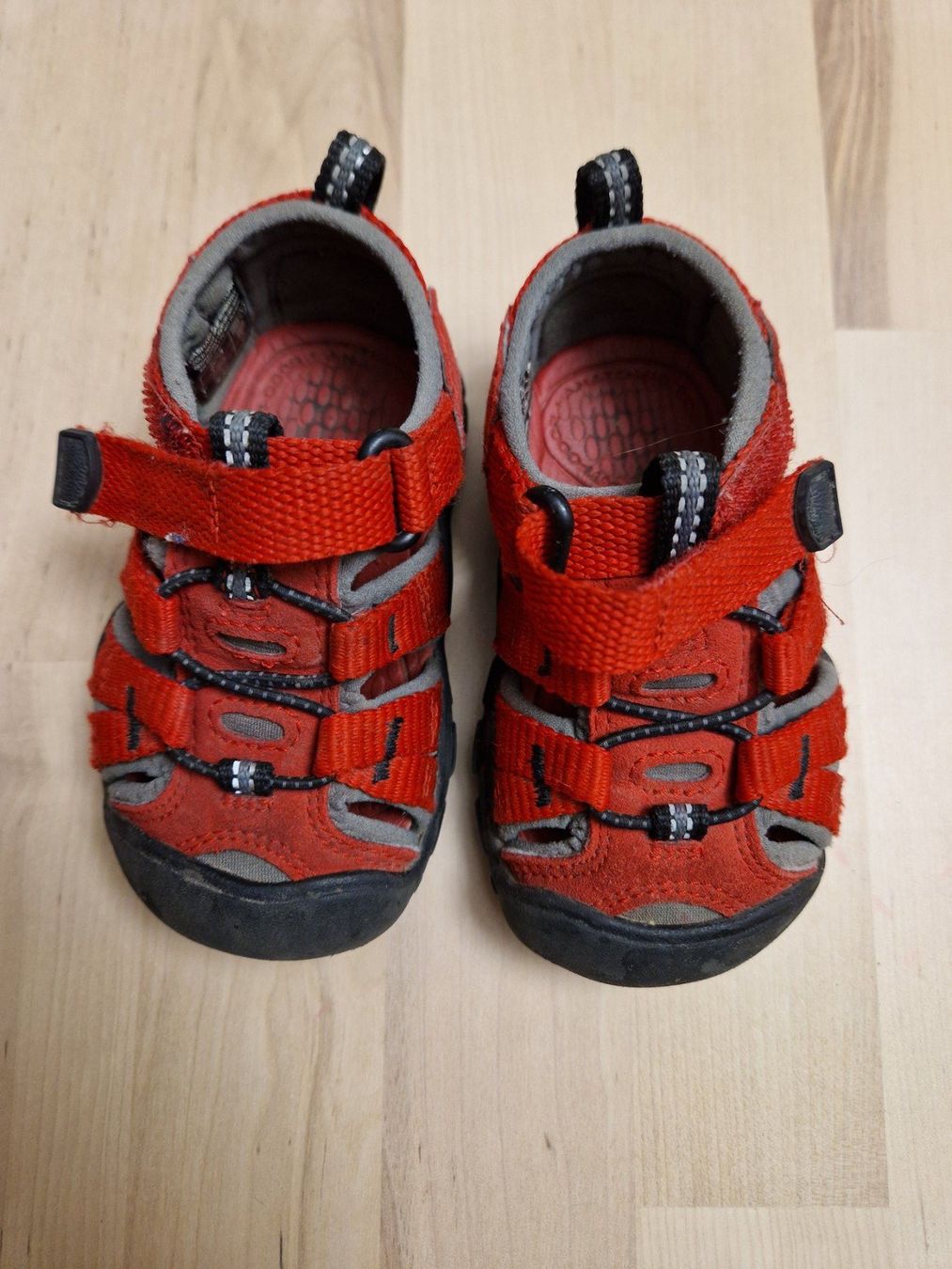 Keen Scarpe per ragazzi: Sandales Keen T19 – Usato da Bern venduto da MaurineBeauregard