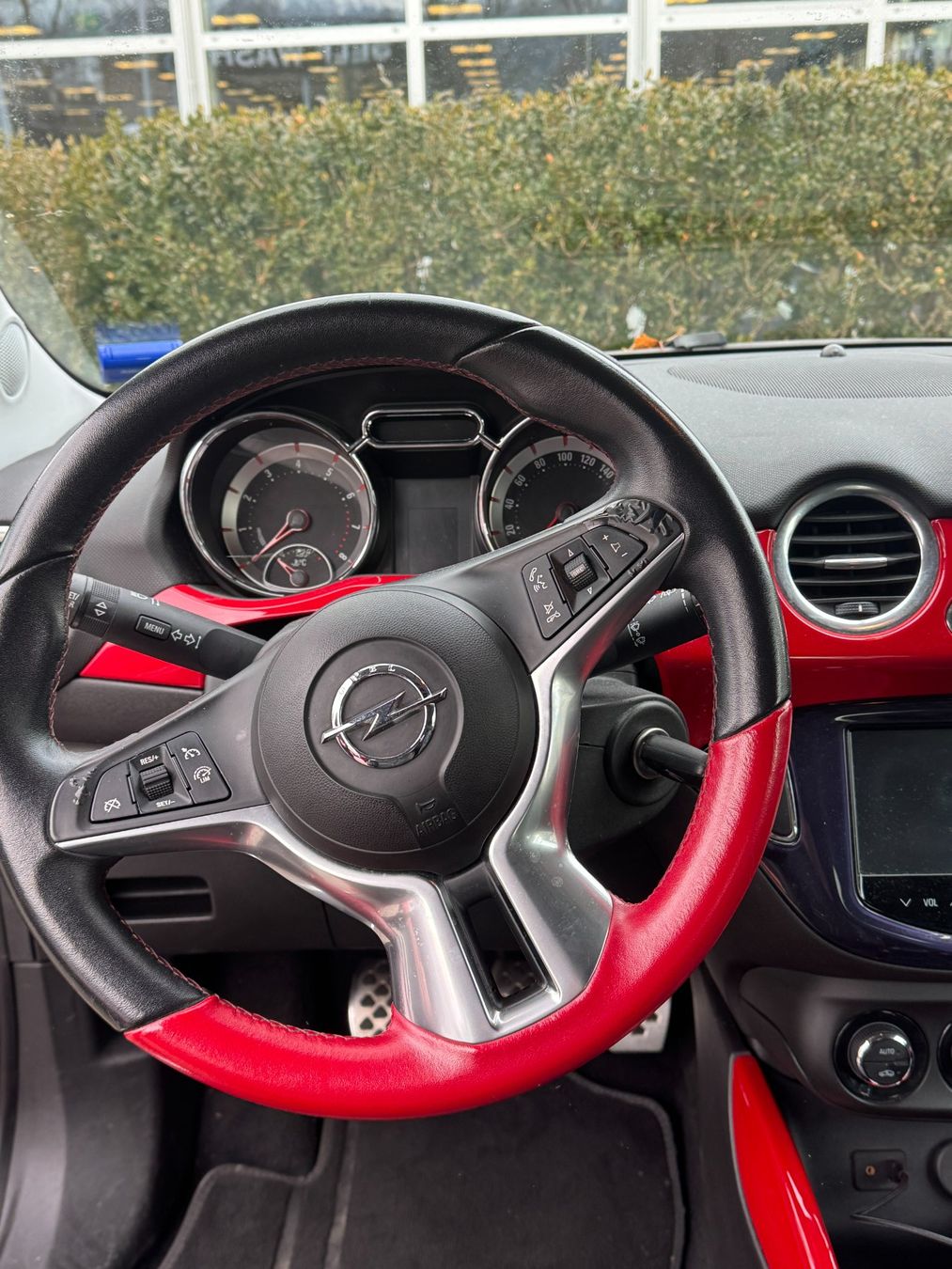 Opel Automobili: Opel Adam 2013/ 102500 km – Usato da Zürich venduto da ust_ln9f 5
