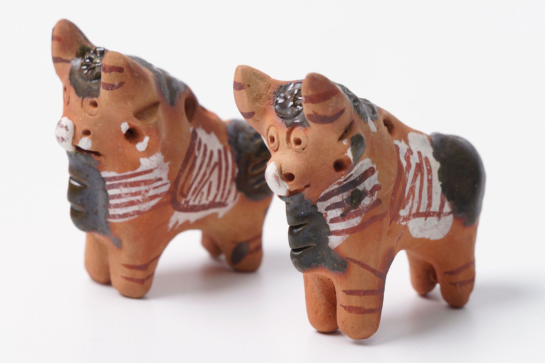 Statuette: 2 Tonfiguren Ochsen aus Peru – Usato da Buochs venduto da chicco64