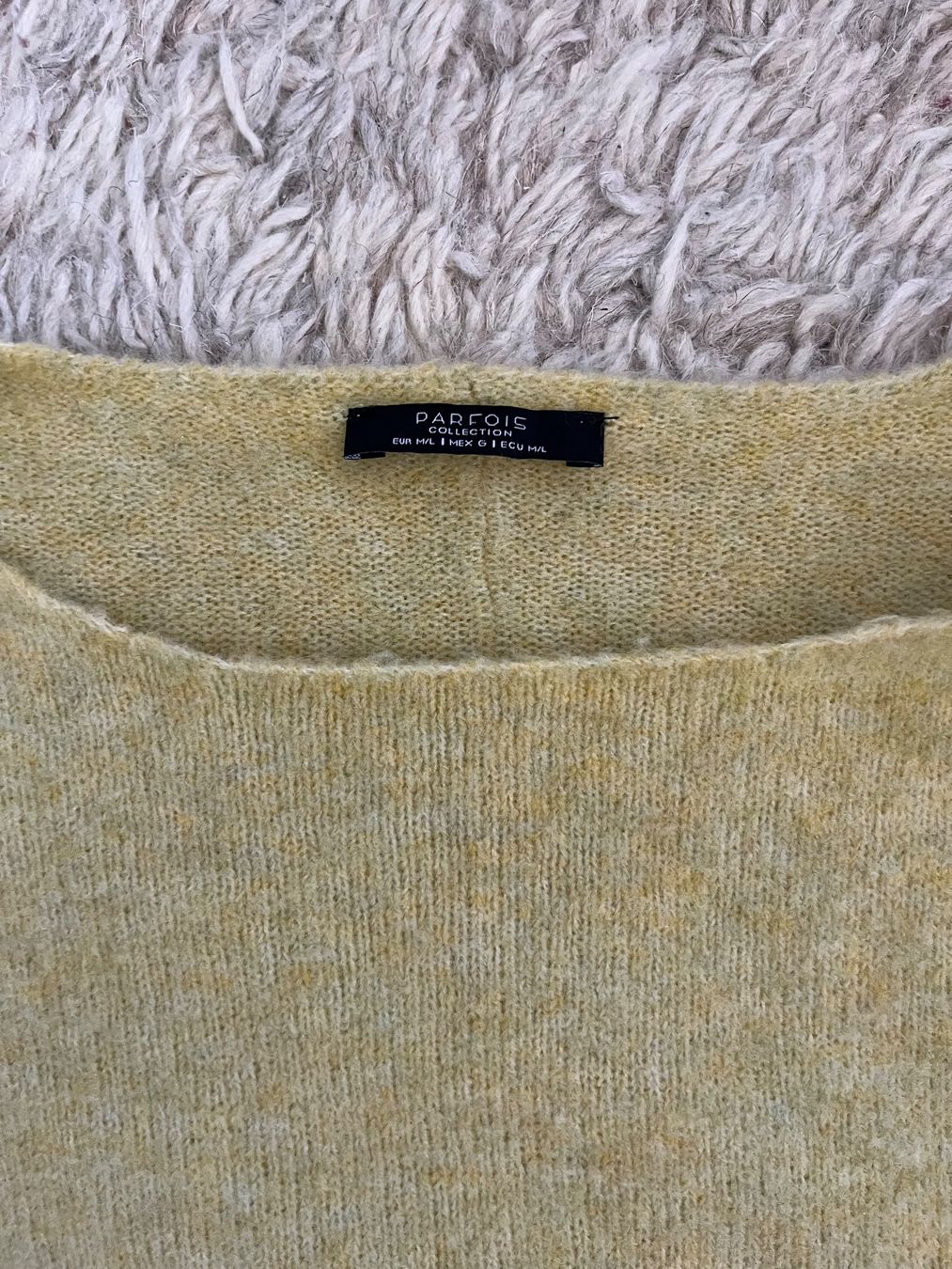 Maglioni & Felpe: Pullover Parfois Gr. M-L gelb meliert – Usato da Utzenstorf venduto da Ismaele 2