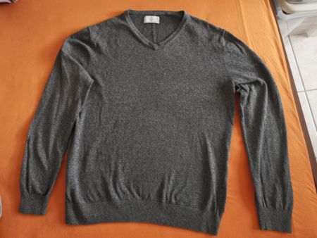 Pull gris chiné pour homme « The Basics”