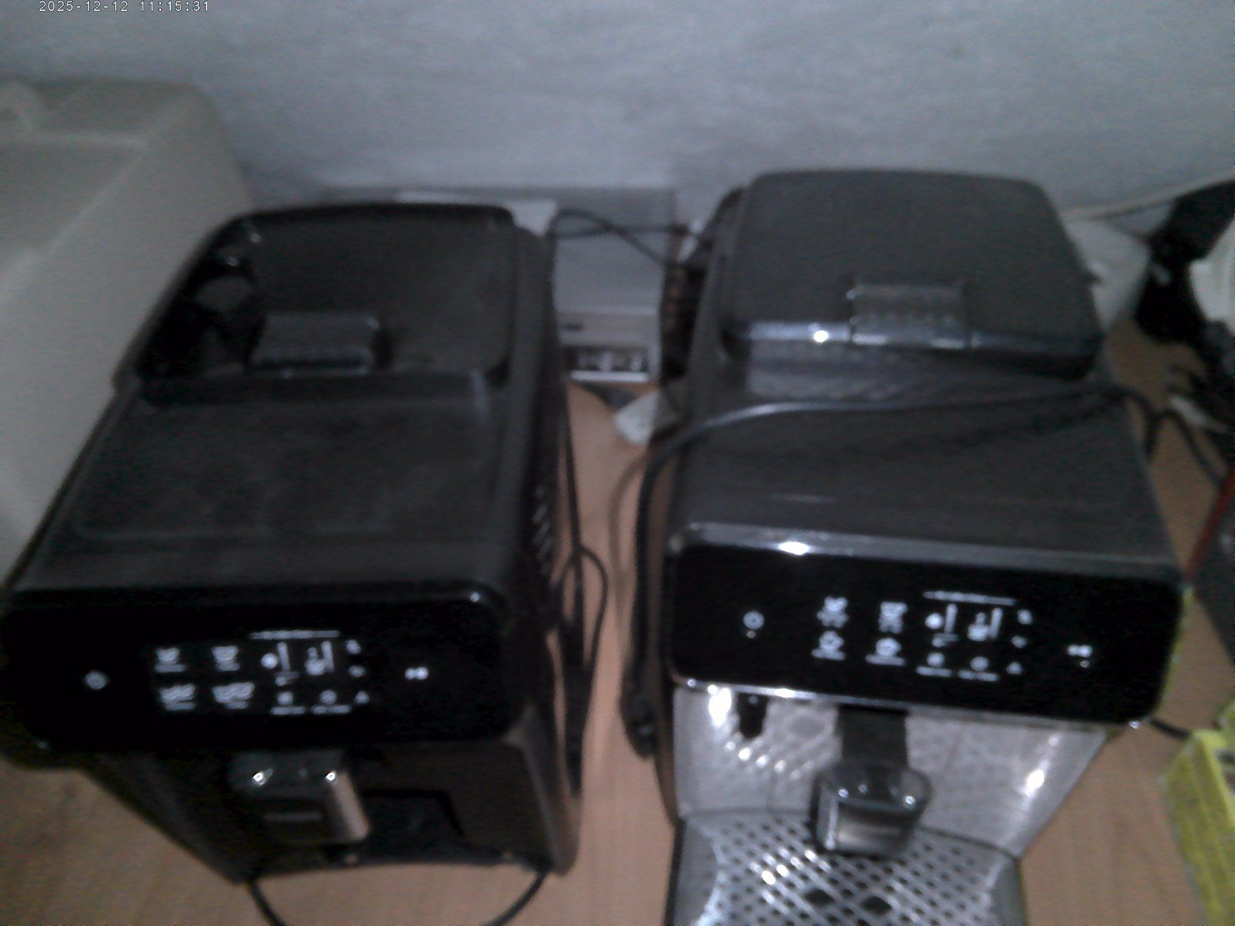 Philips Macchine per caffè & Macchine per espresso: 2 Philips Kaffee Automaten – Usato da Balsthal venduto da Subaru11 1