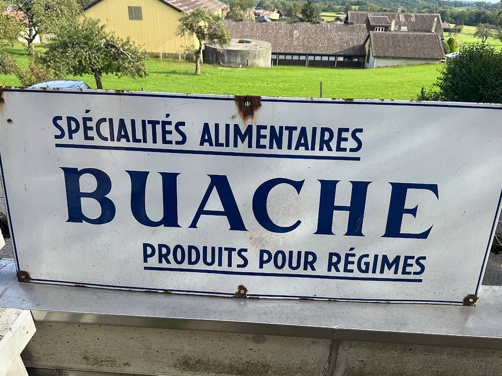 Ancienne plaque émaillée BUACHE (D'occasion) à Tolochenaz pour CHF 250 ...