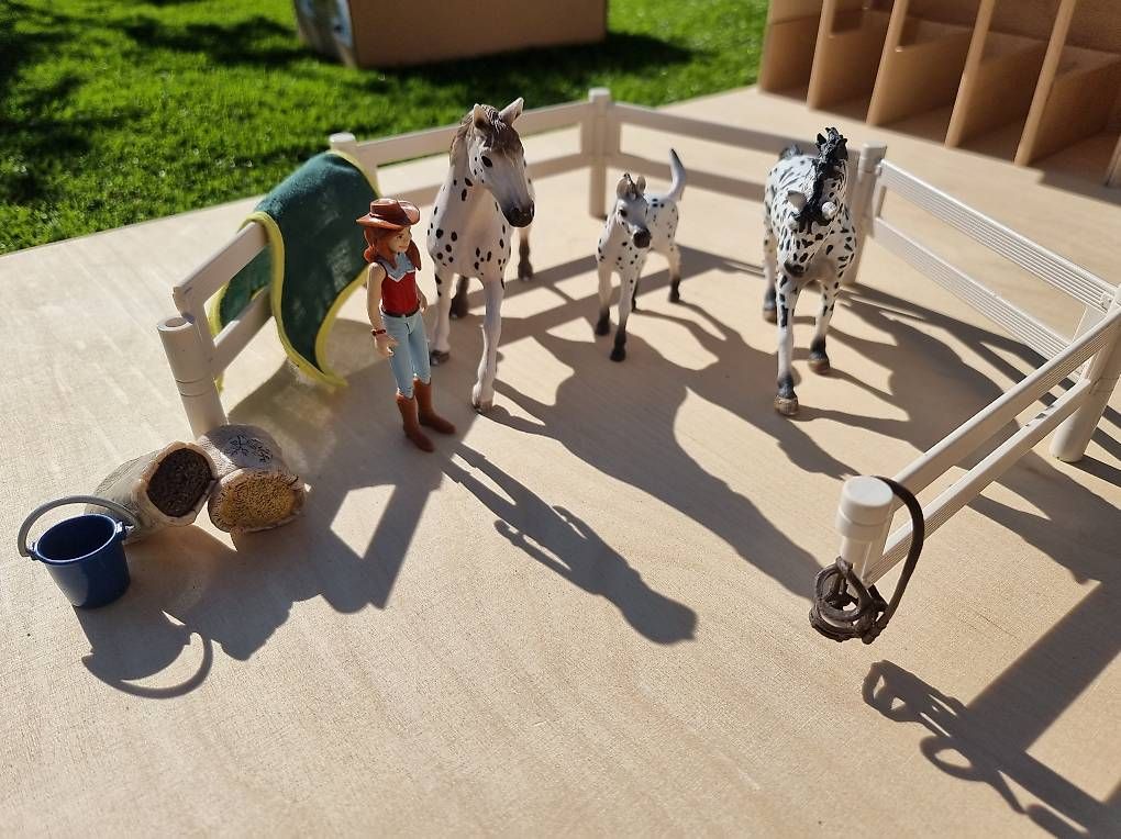 Schleich Spielzeuge: Schleich Set "Familie Knapstrupper" – Gebraucht aus Ortschwaben von Patrick1978