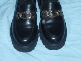 chaussures basse en cuir et anneaux pointure 40 CATWALK