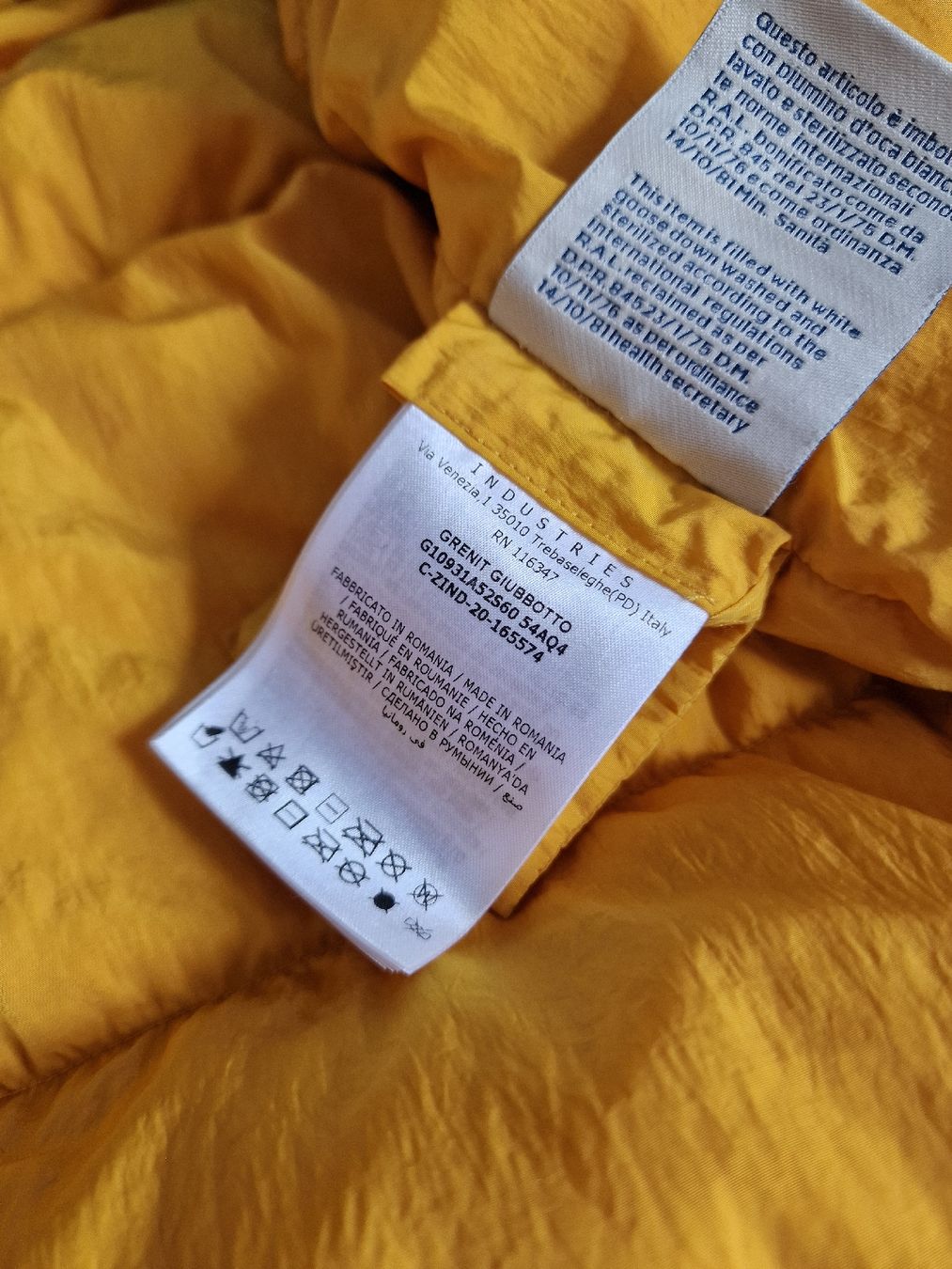 Moncler Giacche: Doudoune Moncler – Nuovo (secondo la descrizione) da Yverdon-les-Bains venduto da Ed9lude 6