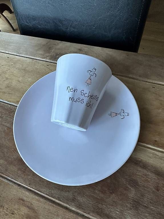 Set di piatti: Kinder Geschirr Melamin – Usato da Gerzensee venduto da ettigirbs 3