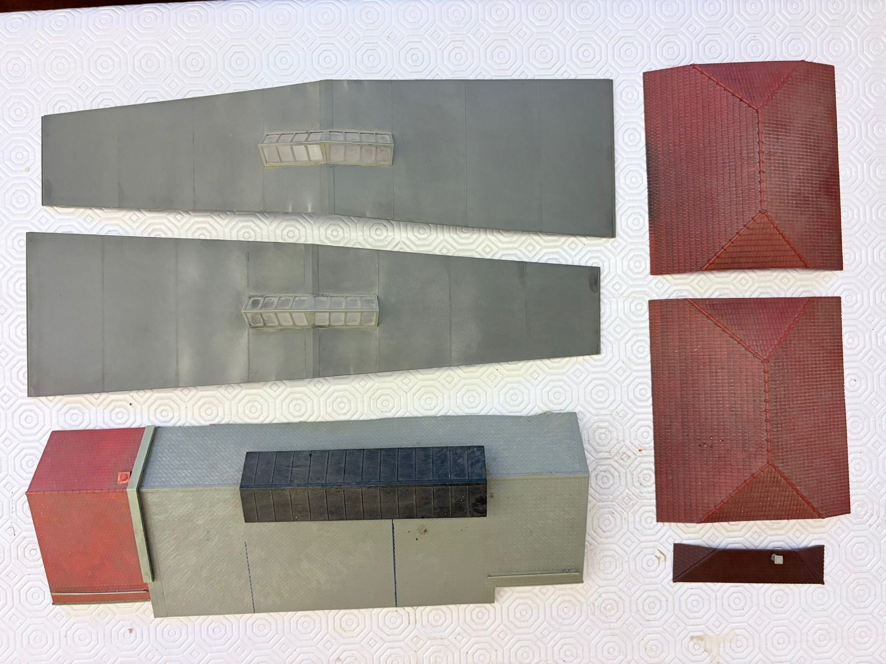 Faller Modellini di ferrovie: Parti in plastica per elaborazioni di edifici, in scala HO – Usato da Chiasso venduto da Lorenzo59 4