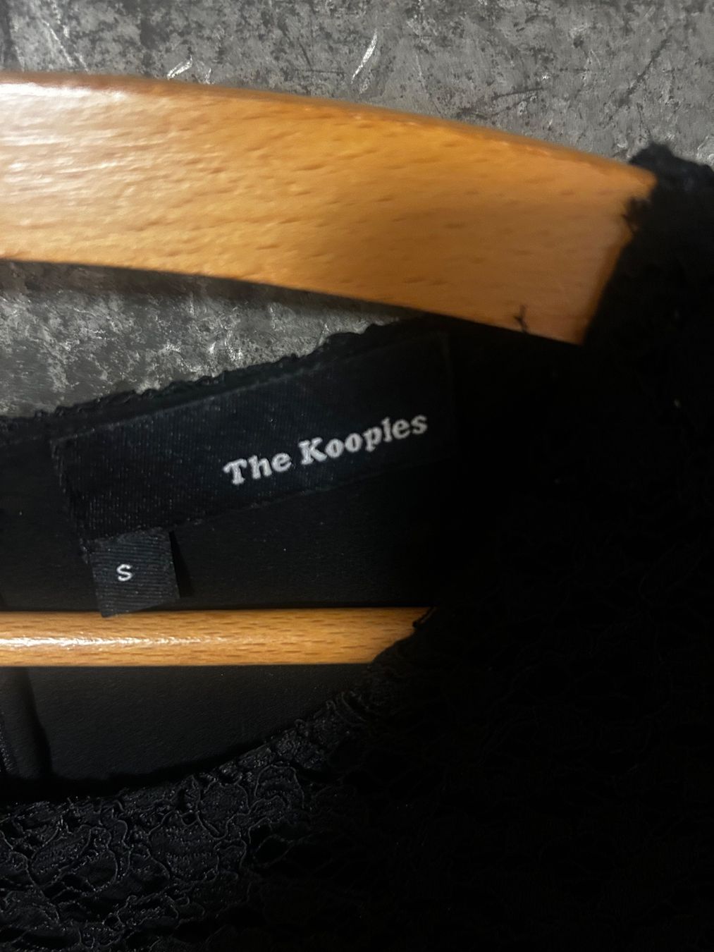 Kooples Robes: Kleid mit Spitze von The Kooples – Neuf (Voir description) à Dielsdorf par cjanett 1
