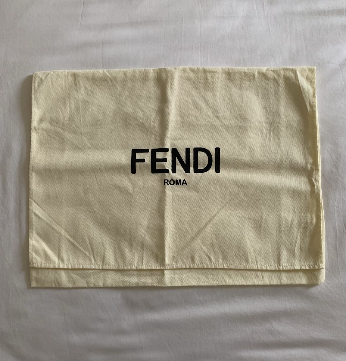 Fendi Foulard & Sciarpe: Écharpe Fendi neuve – Nuovo e nell'imballaggio originale da Gland venduto da TallyEva 5