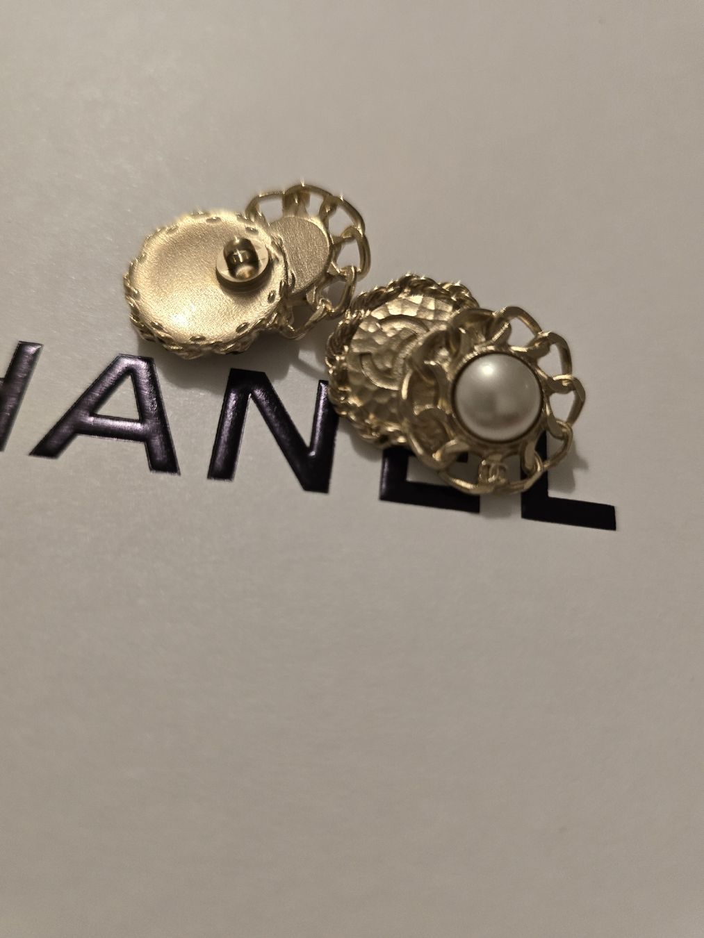 Knöpfe: 2 Chanel Knöpfe Original – Neu (gemäss Beschreibung) aus wallisellen von funkelsternchen5 2