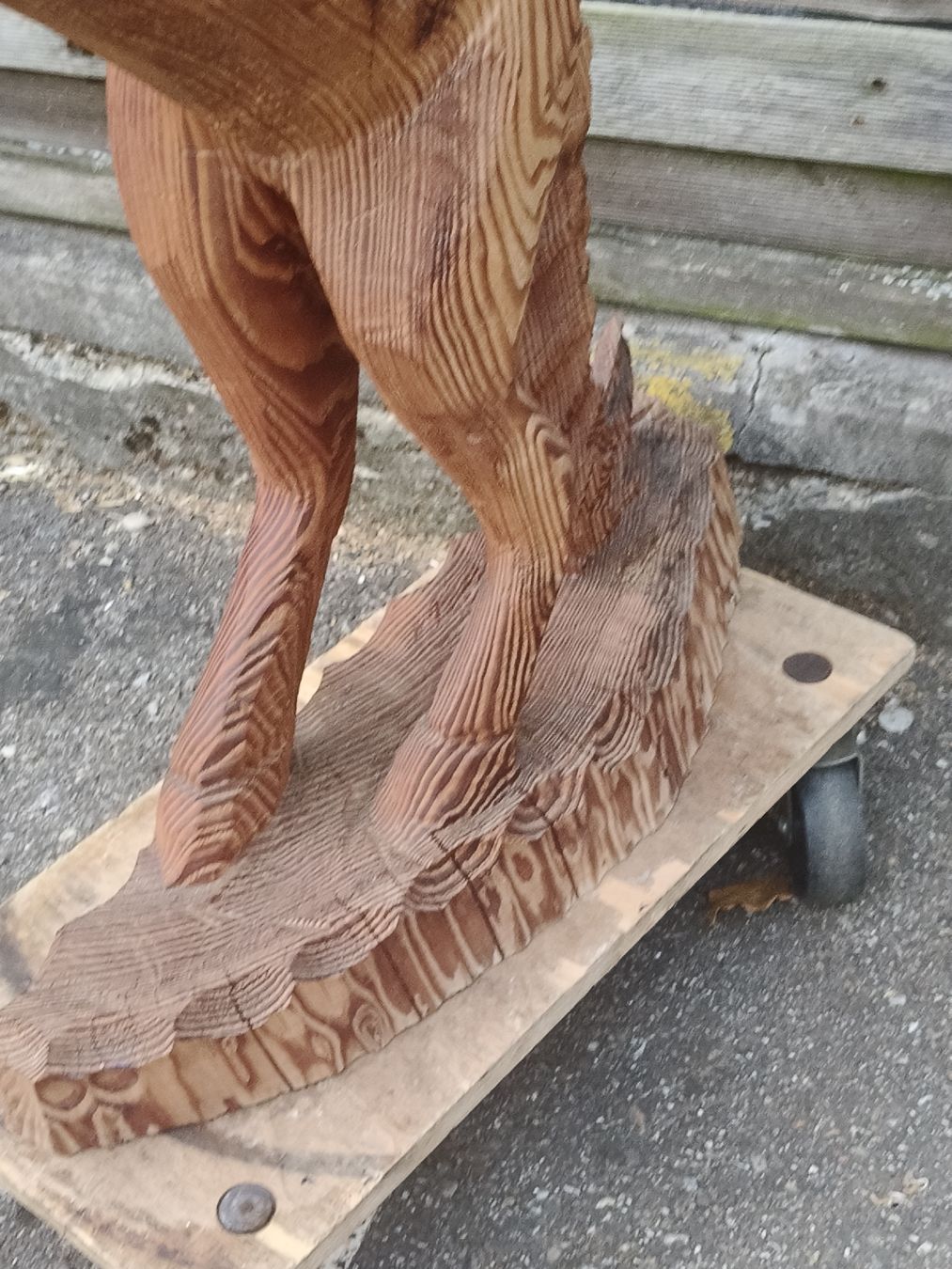 Sculptures & Statues: Massive Holzskulptur, Pferd  – D'occasion à Zwingen par inf_2blh 7