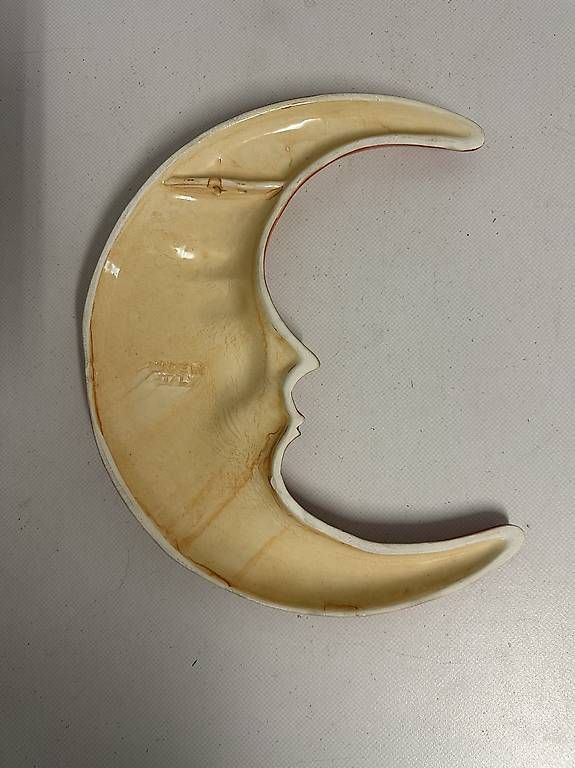 Tutte le decorazioni: Luna da appendere porcellana  – Usato da Quartino venduto da DiloUsato 1