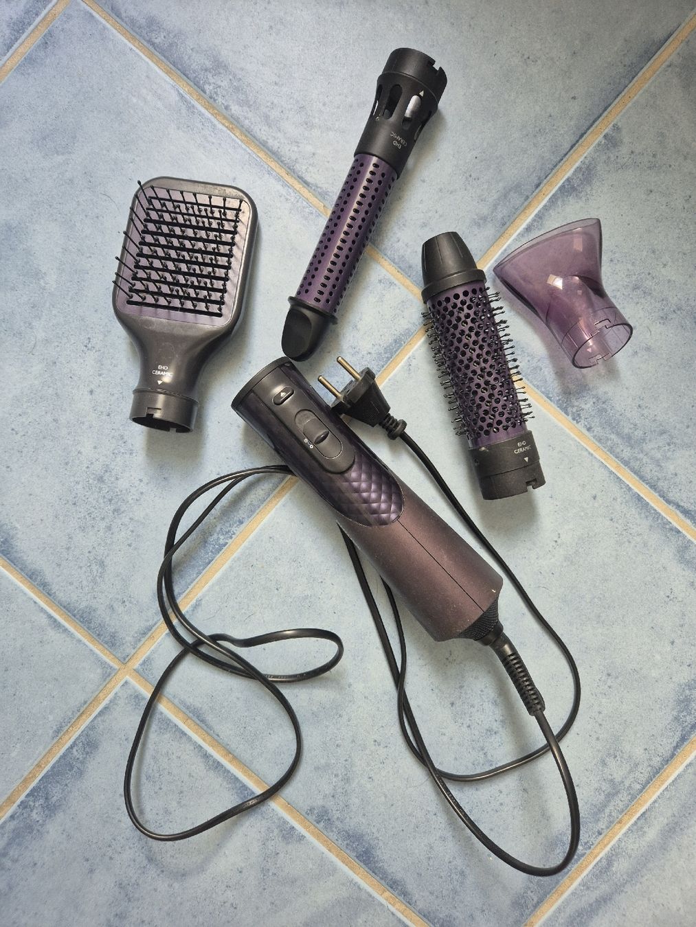 Philips Asciugacapelli: Philips AirStyler – Usato da Auw venduto da sce_5jd2