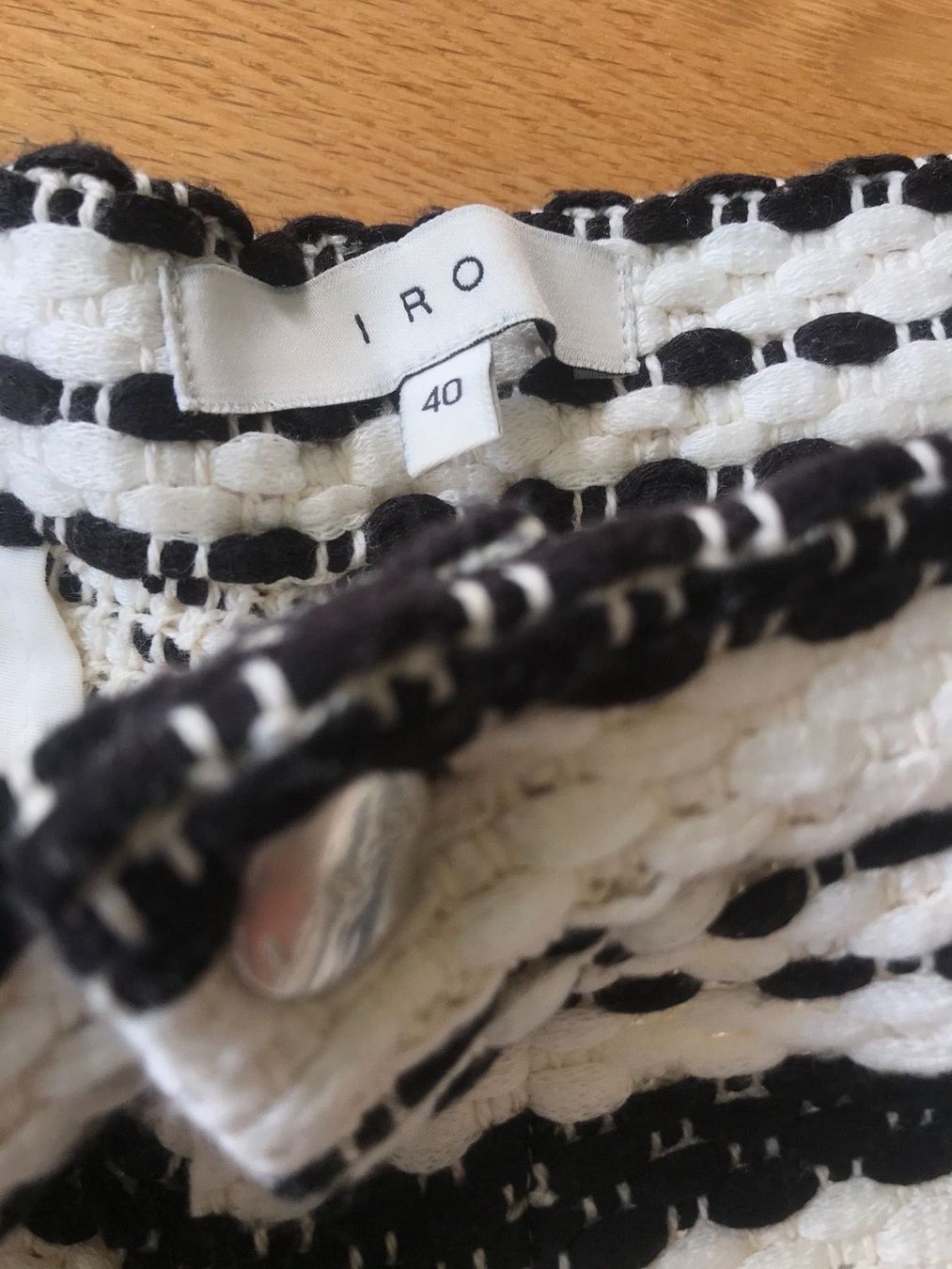 Iro Pantaloni: IRO Paris Shorts mit Seide – Nuovo (secondo la descrizione) da Zuerich venduto da Koralle8 4