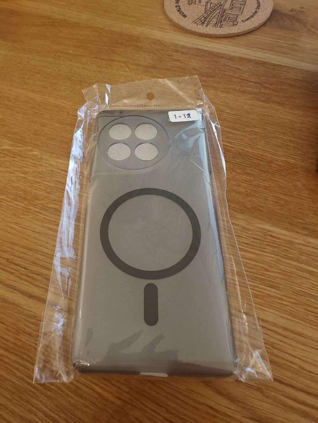 OnePlus Cover & Protezioni schermo: Oneplus 11 Hardcase Hülle Ultra Thin MagSafe-Modul – Nuovo e nell'imballaggio originale da Thun venduto da Svoy 4
