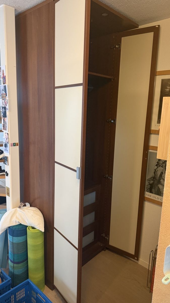 Ikea Armadi: Ikea Kleiderschrank – Usato da Luzern venduto da boelzebub 1