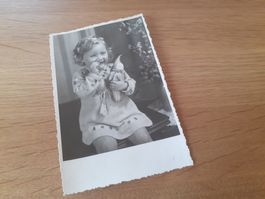 SCHWIIZER CHIND DAZUMAL - CHLYSES MEITLI mit BäBELI