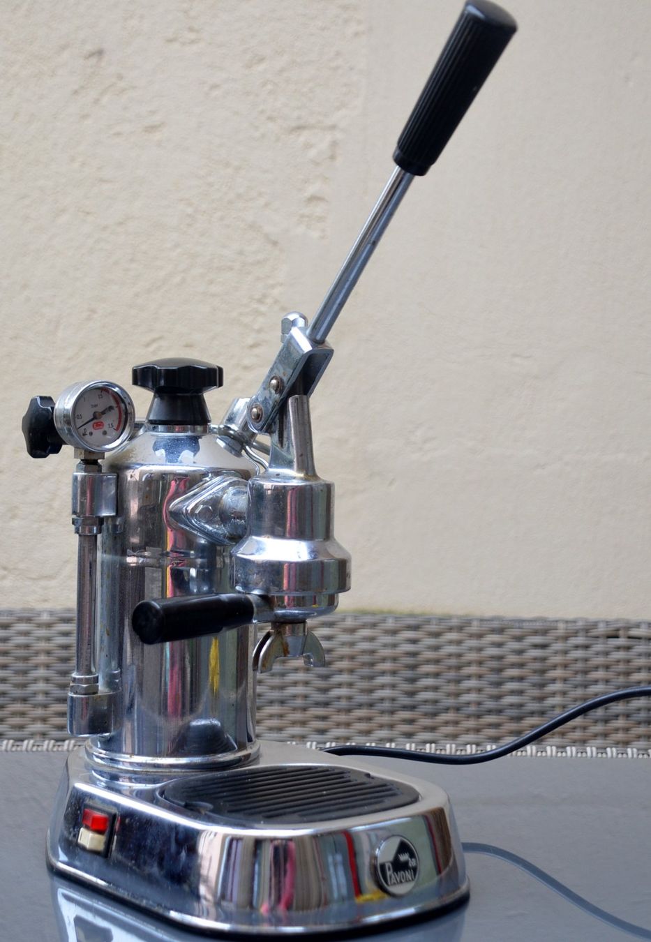 La Pavoni Kaffeemaschinen & Espressomaschinen: La Pavoni Professional Kaffeemaschine / machine à café – Gebraucht aus Collonges von arashee