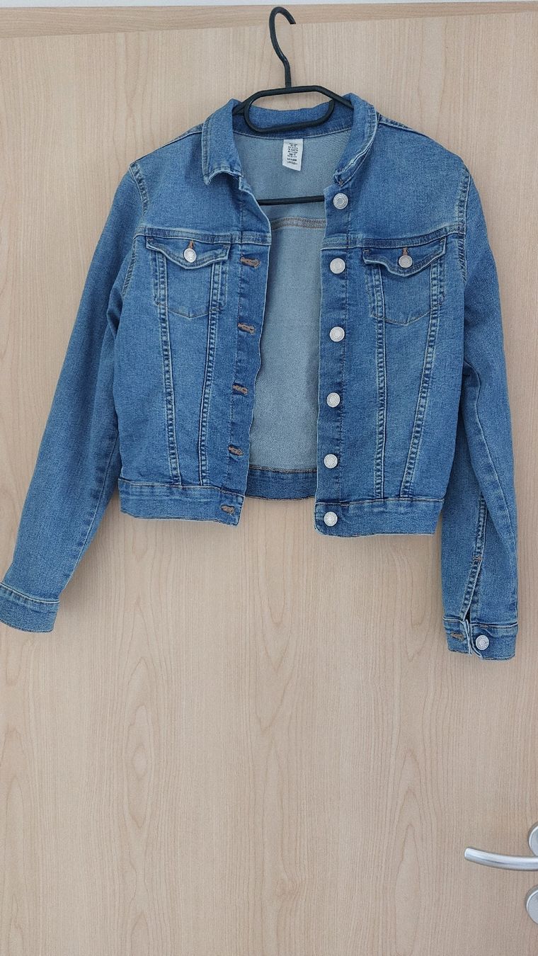 H&M Giacche & Cappotti: Jeansjacke H&M, Grösse 152  – Usato da Dettighofen venduto da monaso