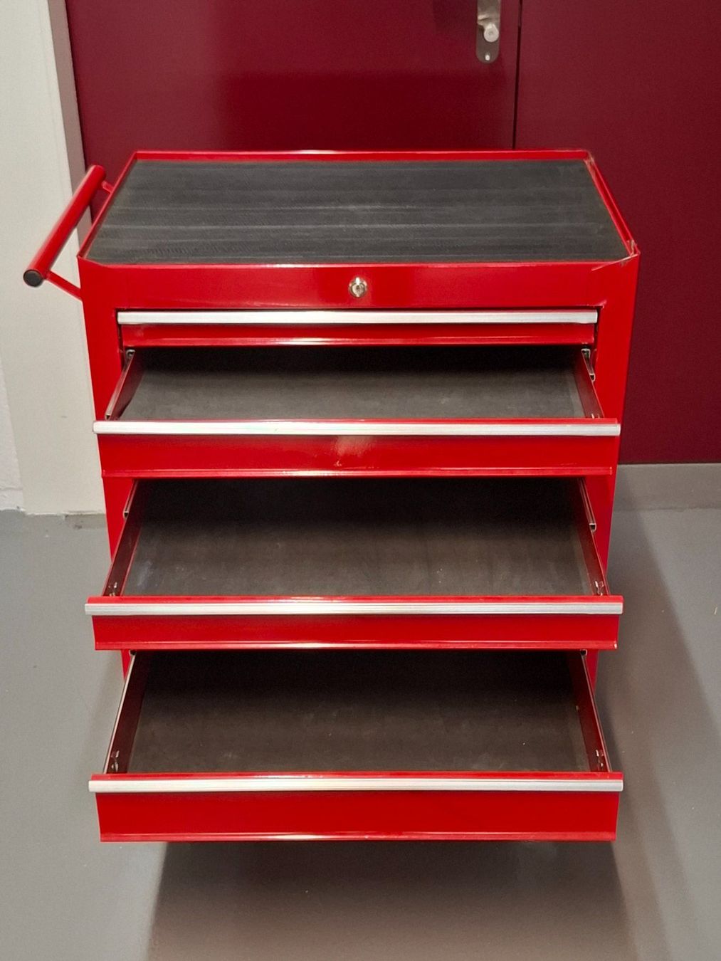 Korpus: Servante à outils rouge 7 tiroirs sans clés – Gebraucht aus Villars-Ste-Croix von pau_8fls 1
