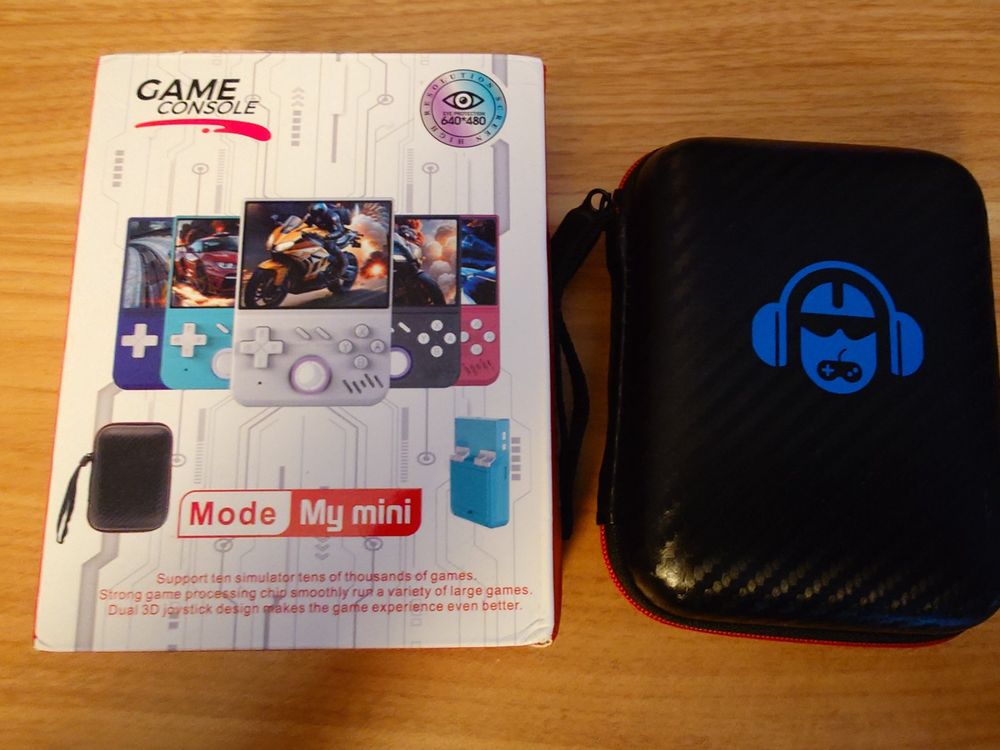 MyMini Retro Handheld mit 64GB MicroSD und Case (Neu (gemäss ...