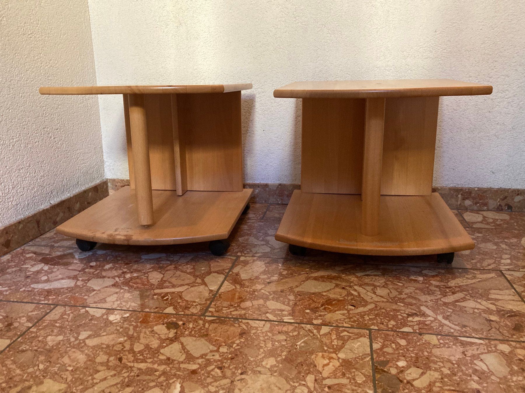 Comodini: 2 Nachttische – Usato da zürich venduto da Acanto 1