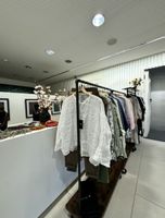 Liquidation Second-Hand-Kleidung