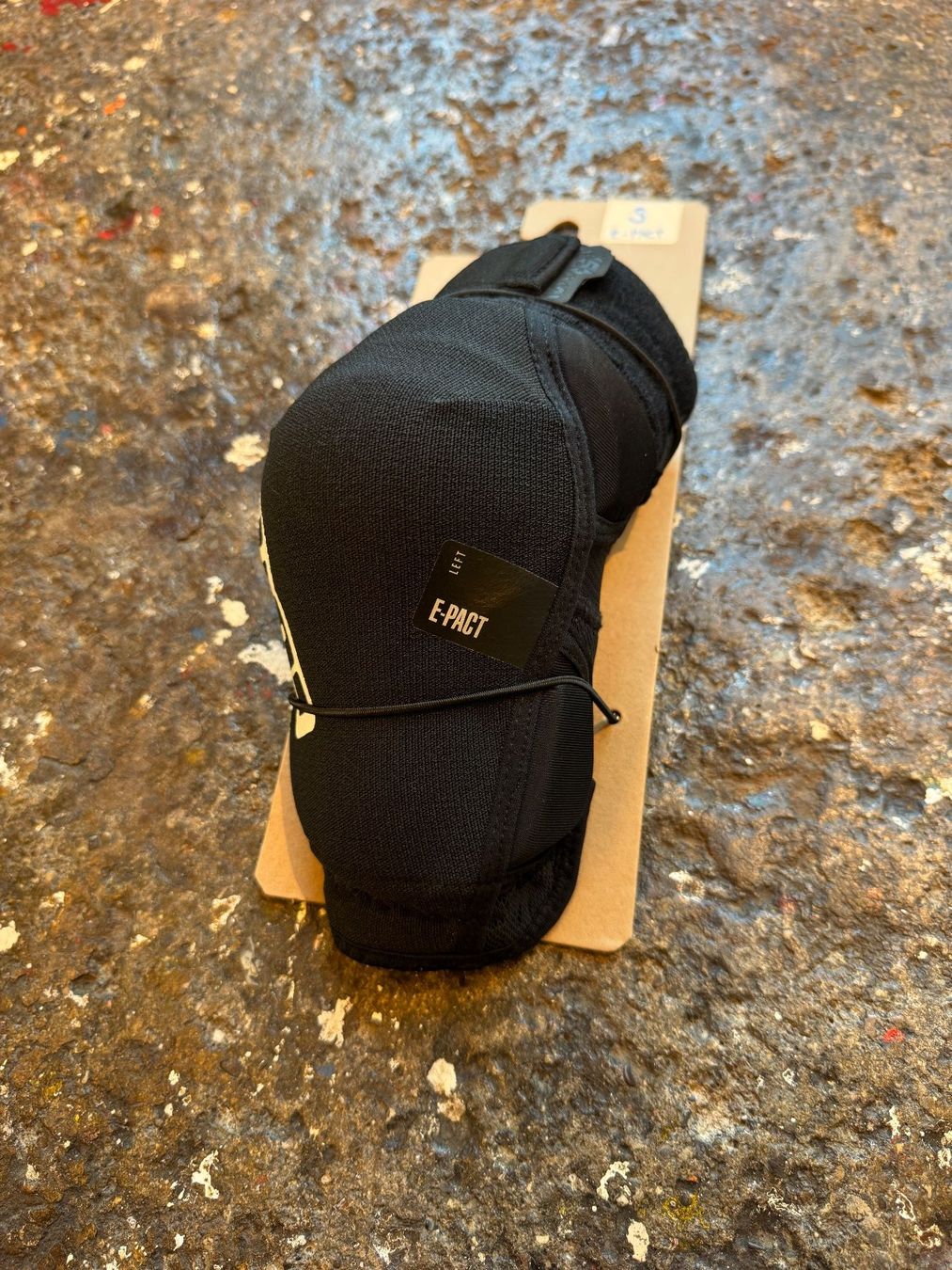 Schutz & Schoner: Ion Bike Elbogen Schoner Gr. L NEU – Neu und originalverpackt aus Hochdorf von TreeLeeHochdorf 2