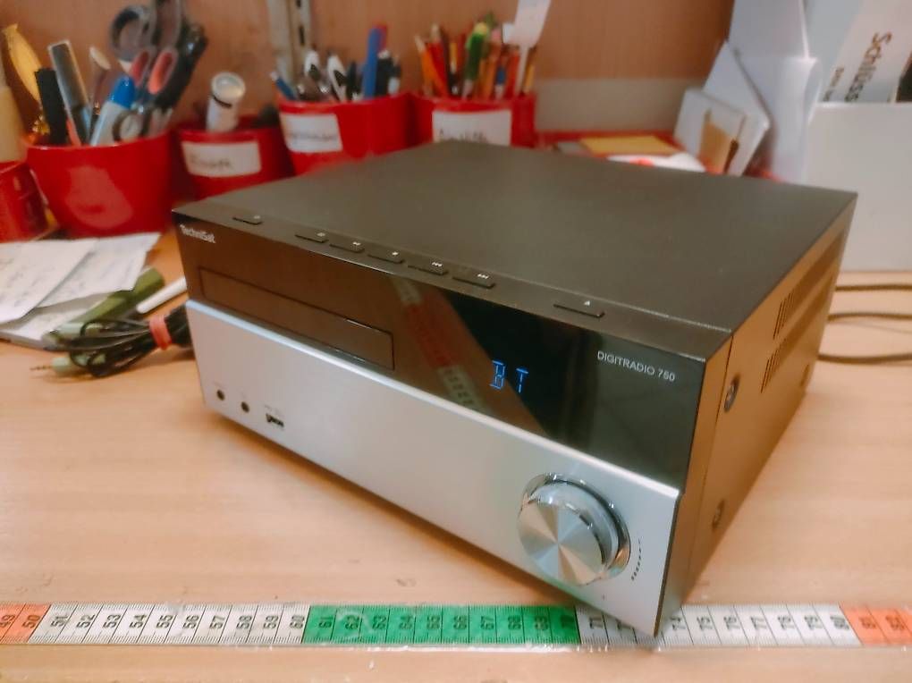 Sistemi audio & multimediali: Digitalradio 750 von TechniSat. inkl. CD-Player – Usato da Rheineck venduto da han_c85z 2