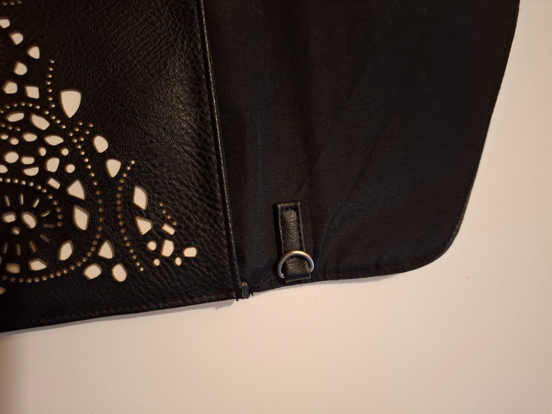 Taschen für Damen: 2 x Clutch / Handtasche – Gebraucht aus Rotkreuz von PrelovedPicks 3