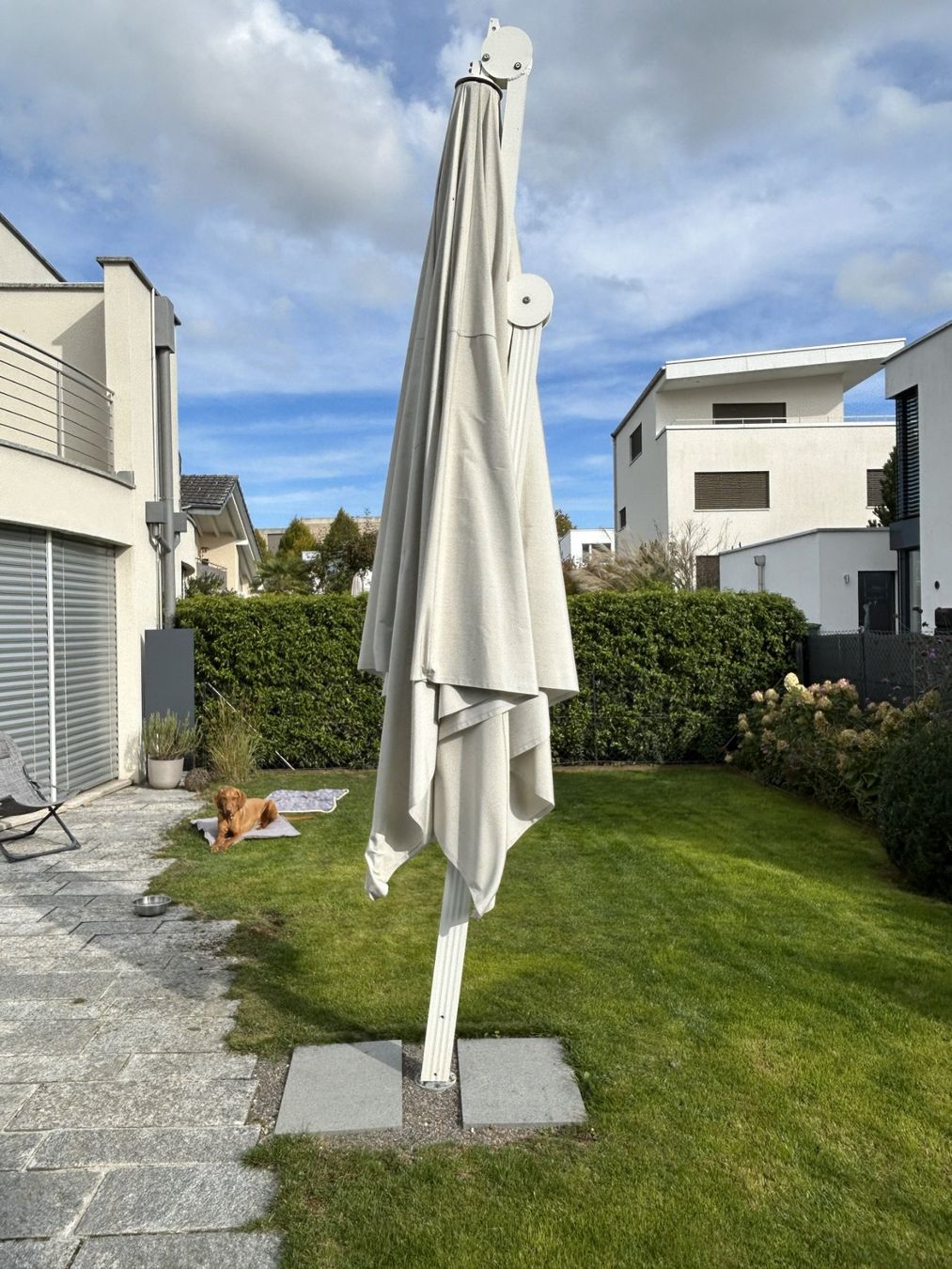 Glatz Ombrelloni: Sonnenschirm – Usato da Hochdorf venduto da Marwik