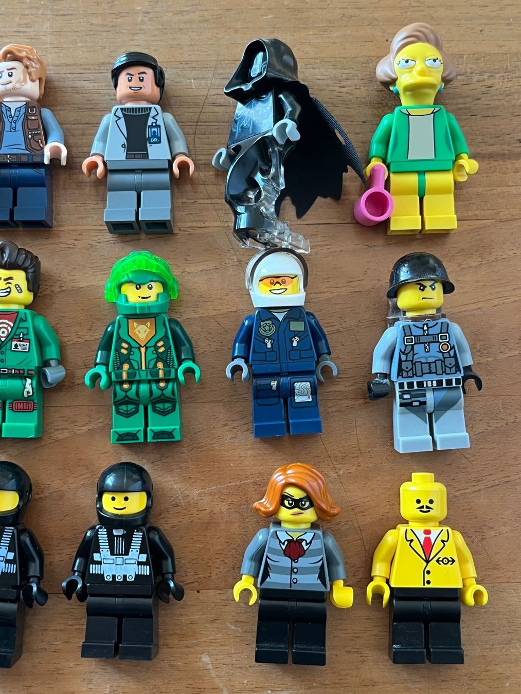 Lego Statuette: 18 Lego Minifiguren Konvolut – Usato da Winterthur venduto da Wusa01 2