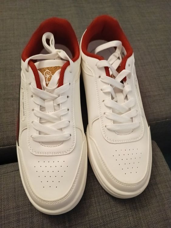 Chaussures femmes: Sneaker von Beach Mountain, Gr. 38 – Neuf (Voir description) à Boppelsen par Mousie