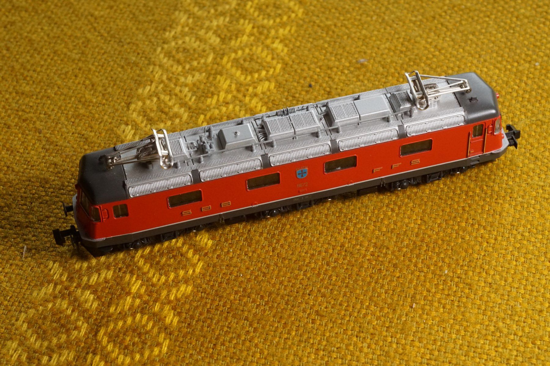 Kato Modellini di ferrovie: 8 - KATO Re 6/6 Balerna rot – Usato da Gränichen venduto da iknow 4