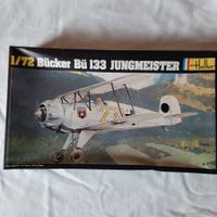 3686 ... 2 x Bücker Bü 133 C Jungmeister ... Heller 228