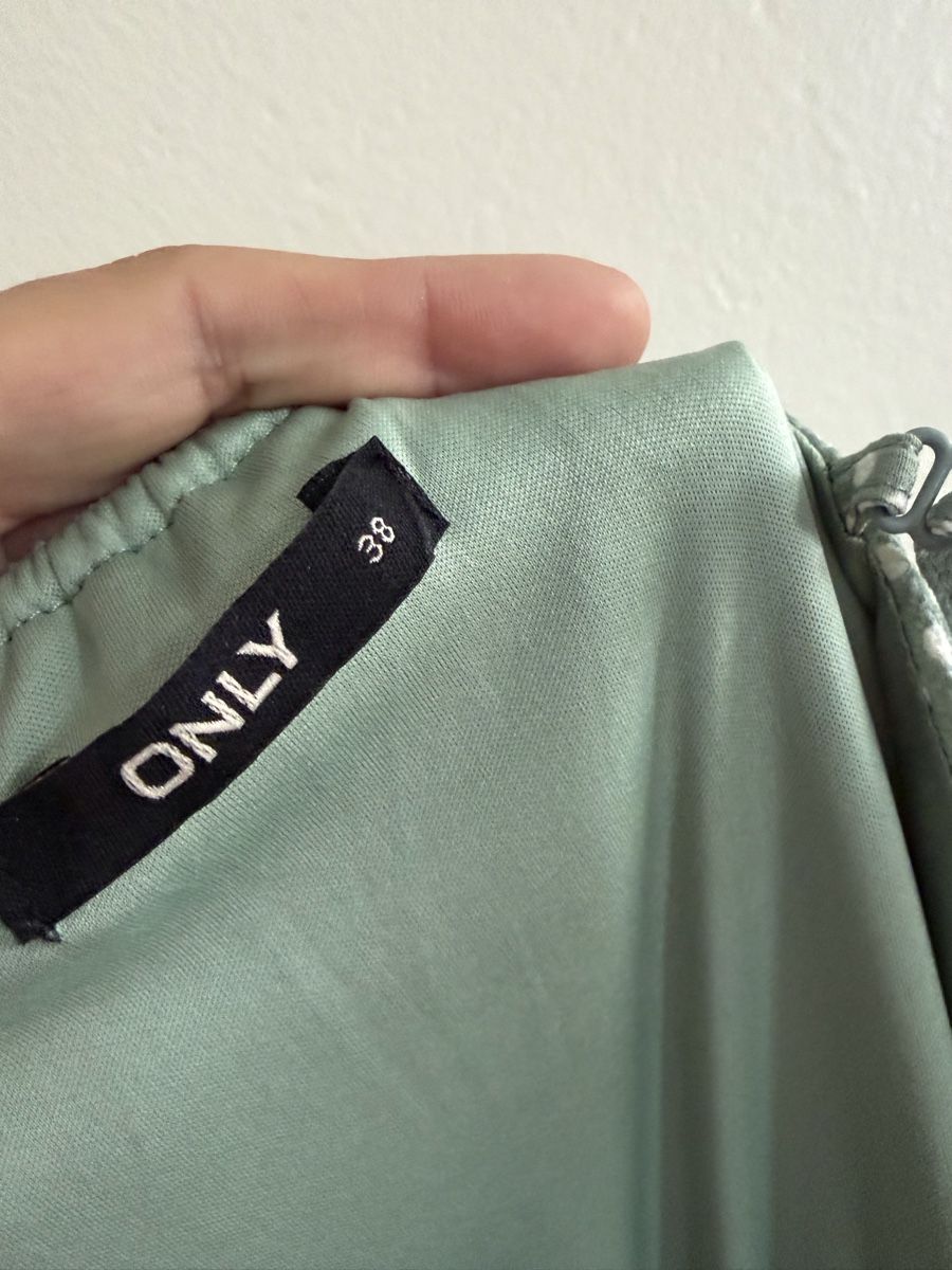 Only Kleider: Robe longue ONLY  – Gebraucht aus Le Noirmont von Fanny_ 3