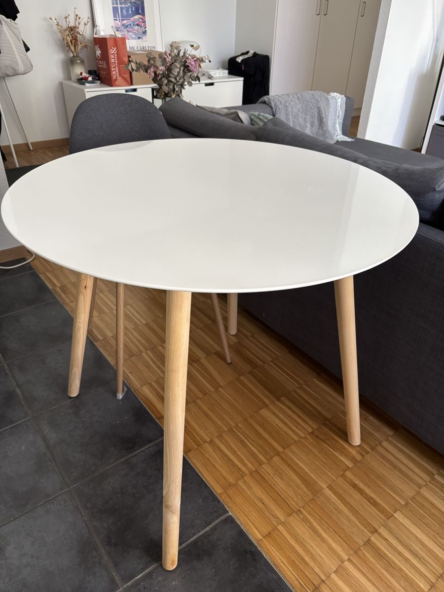 Maisons du monde Tavoli: Table ronde - Maisons du Monde – Usato da Lausanne venduto da cec_xd97