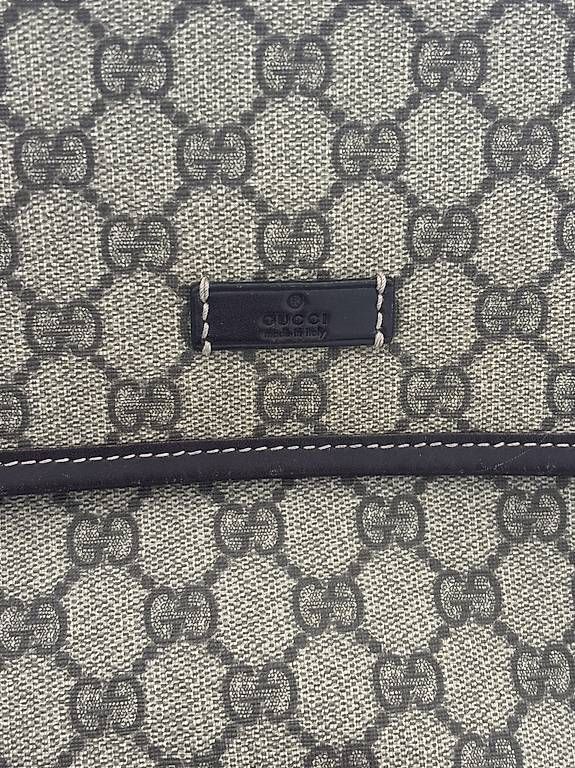 Borse: Gucci Vintage Shoulder Bag – Usato da Stettlen venduto da indien11