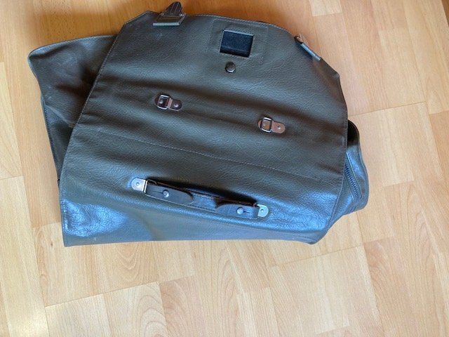 Taschen: Grand sac militaire – Gebraucht aus Vauderens von lau260962 1