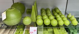067 Posten Raureif Kerzen olive aus Liquidation