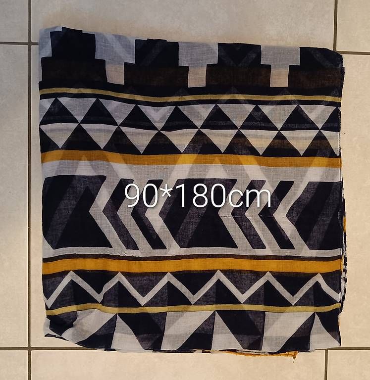 Foulards, Tücher & Schals: Diverse Schals – Gebraucht aus Safenwil von RockyFlocky 4