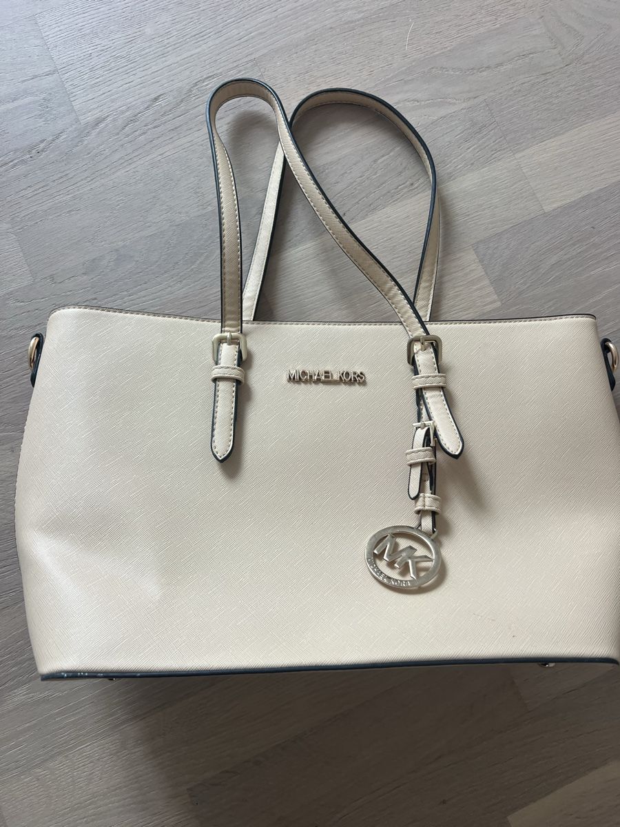 Borse da donna: Neue Tasche – Nuovo (secondo la descrizione) da Bülach venduto da Cucculi