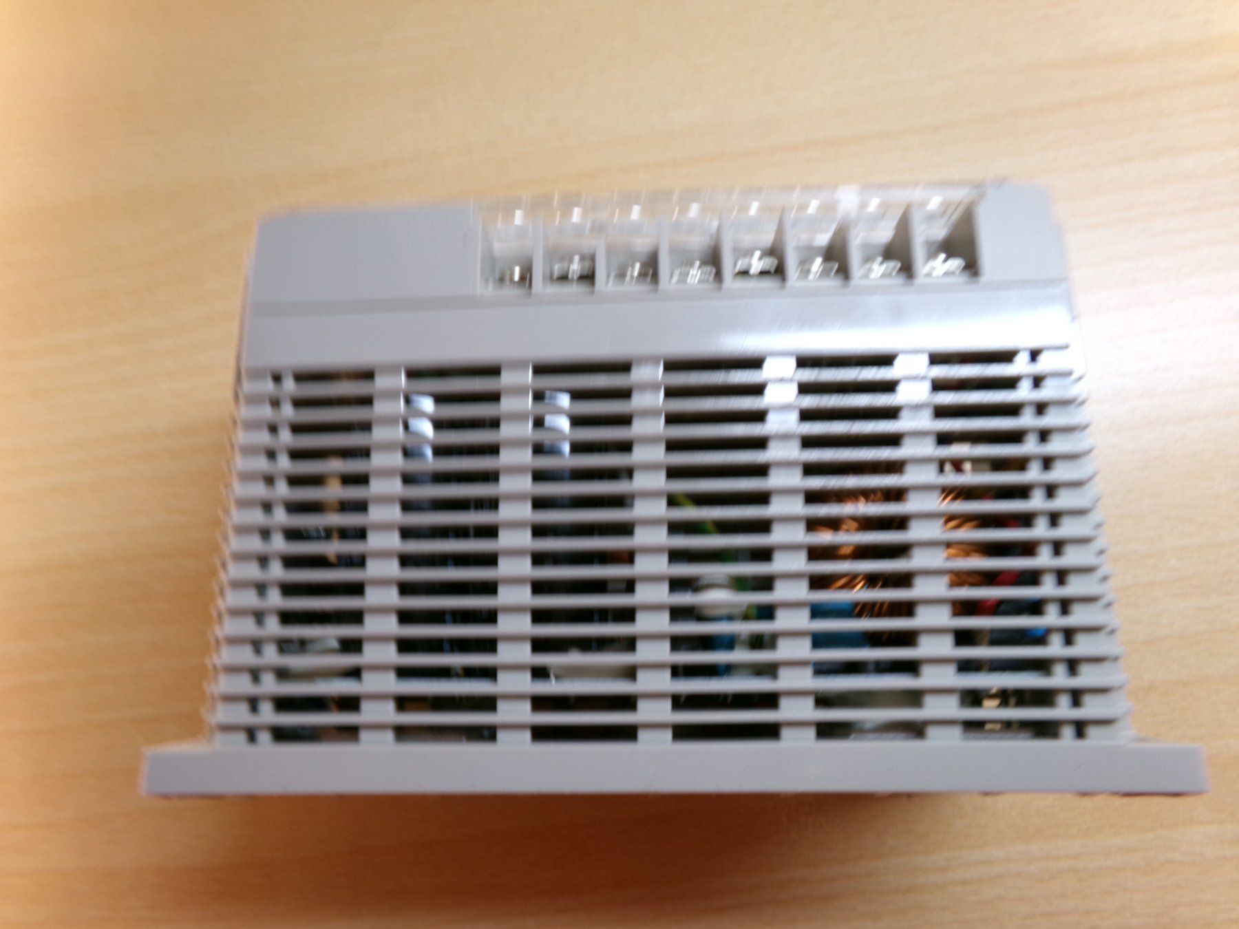 Omron Elektronikbauteile: Spannungsversorgung 24V 4,2A Omron – Gebraucht aus Hombrechtikon von Maloev17 4